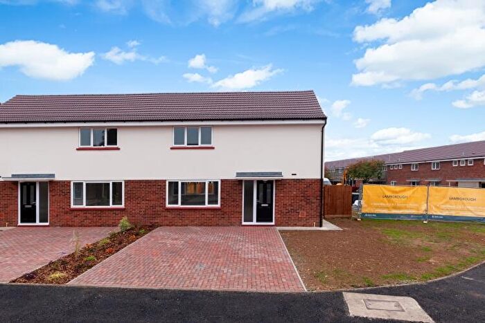 3 Bedroom Semi-Detached House To Rent In Spey Road, Abingdon, OX13