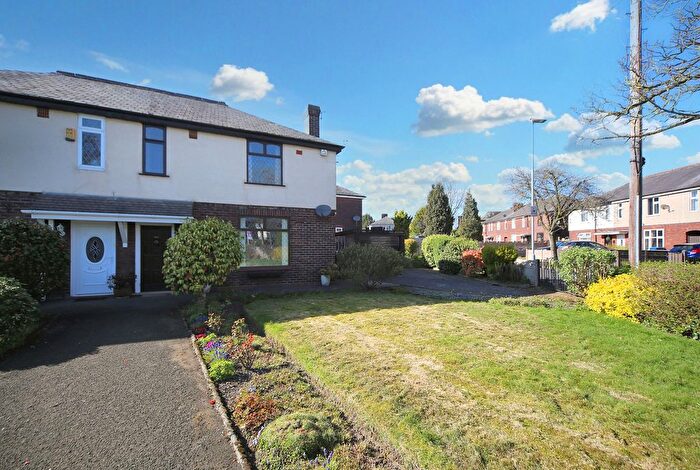 3 Bedroom Semi-Detached House For Sale In Thicknesse Avenue, Wigan, WN6