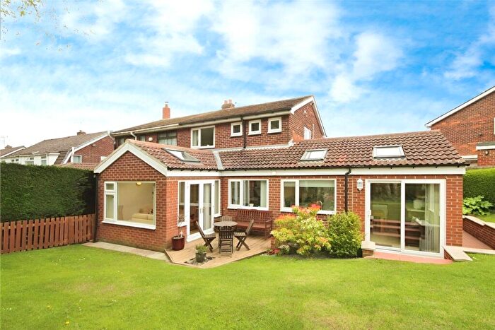 3 Bedroom Semi Detached House For Sale In Greenways, Delves Lane, Consett, DH8