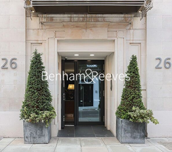 3 Bedroom Flat To Rent In Chapter Street, Westminster, SW1P