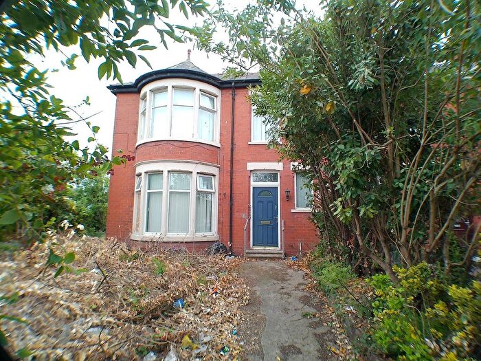 4 Bedroom Detached House For Sale In St. Annes Road, Blackpool, FY4