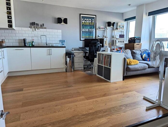 2 Bedroom Flat To Rent In Calderwood Street, London, SE18