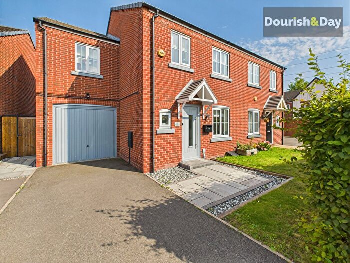 4 Bedroom Semi-Detached House For Sale In Wilton Close, Cannock, WS11