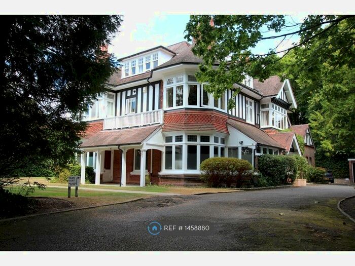 2 Bedroom Flat To Rent In Azalea Park, Bournemouth, BH4