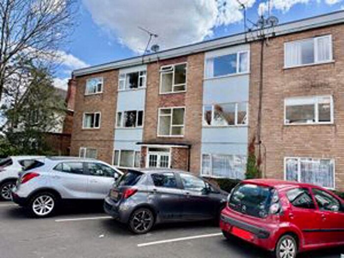 2 Bedroom Flat For Sale In Arthur Road, Birmingham, B24