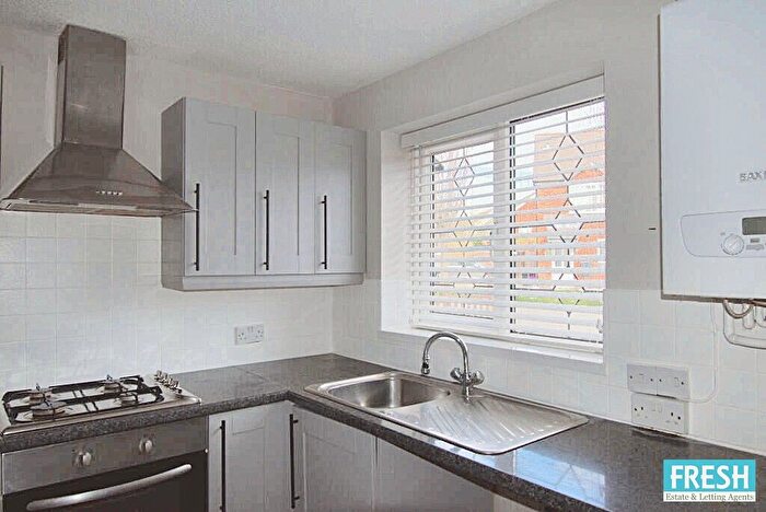 2 Bedroom Semi-Detached House For Sale In Clos Marina, Gowerton, Swansea, SA4