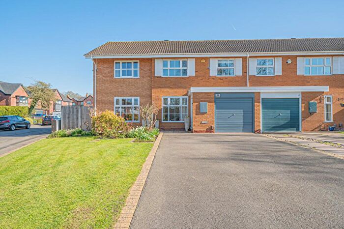 4 Bedroom End Of Terrace House For Sale In St. Lawrence Close, Knowle, B93