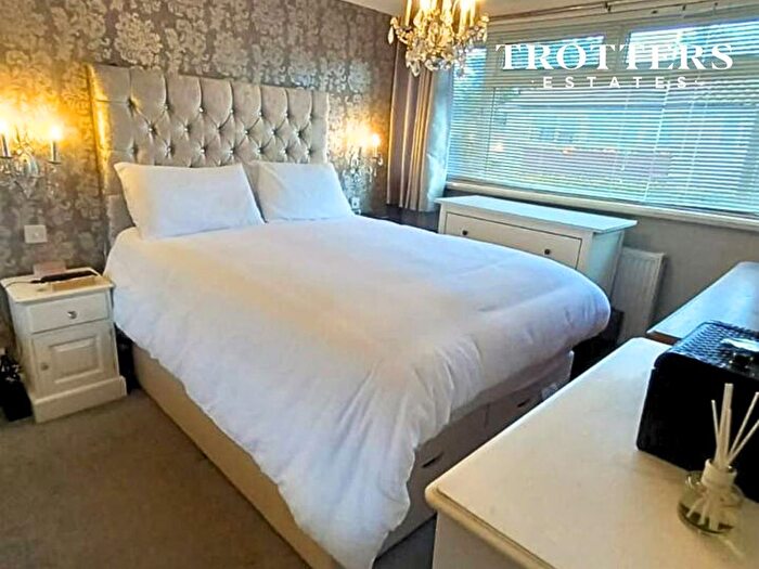 3 Bedroom End Of Terrace House For Sale In Parklands, Coopersale, Epping, CM16