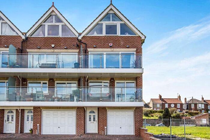 5 Bedroom Town House For Sale In Pavilion Road, Gorleston, Great Yarmouth, NR31