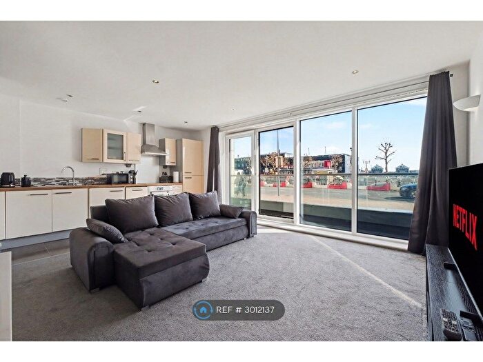 Studio To Rent In Adriatic Apartments, London, E16