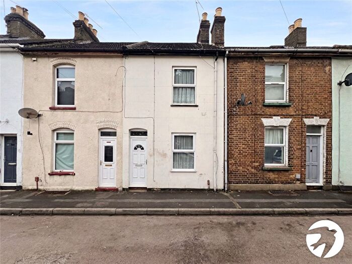 2 Bedroom Terraced House For Sale In Hartington Street, Chatham, Kent, ME4