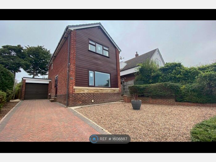 3 Bedroom Detached House To Rent In Paddock Close, Bradford, BD12