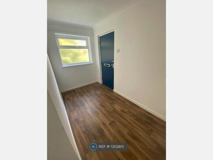 3 Bedroom Flat To Rent In Whitehall Court, Retford DN22