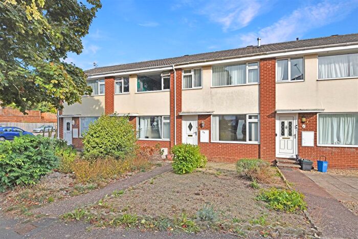 3 Bedroom Terraced House For Sale In Salway Close, Cullompton, Devon, EX15