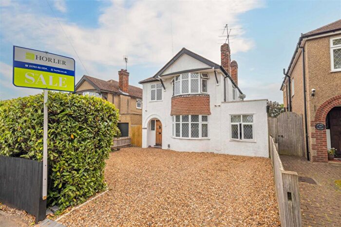 4 Bedroom Detached House For Sale In Bell View, Windsor, SL4
