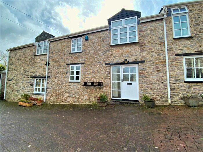 2 Bedroom Barn Conversion To Rent In Yealmpton, Plymouth, PL8