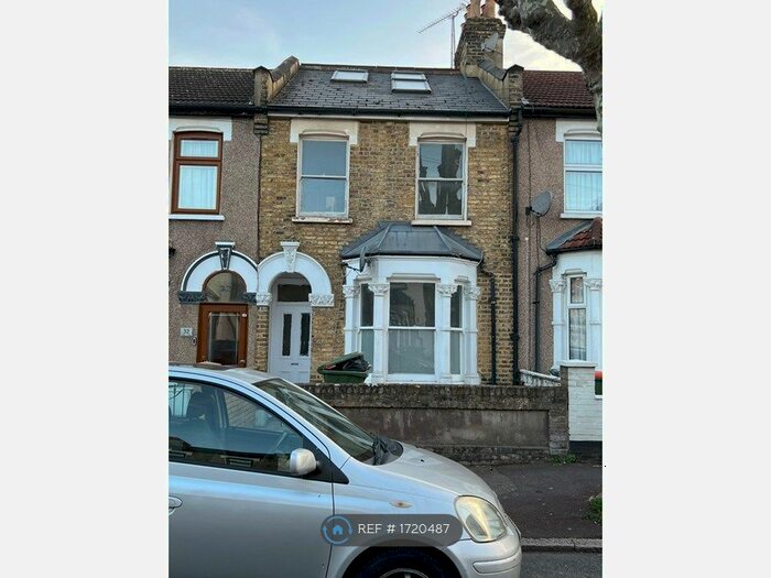 4 Bedroom Terraced House To Rent In Compton Avenue, London, E6