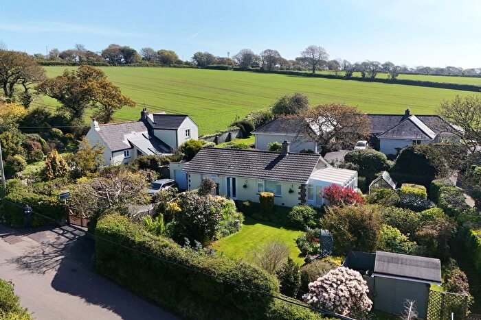 2 Bedroom Detached Bungalow For Sale In Passage Hill, Mylor, TR11