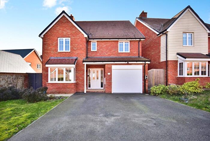4 Bedroom Detached House For Sale In Lasius Drive, Coxheath, Maidstone, Kent, ME17