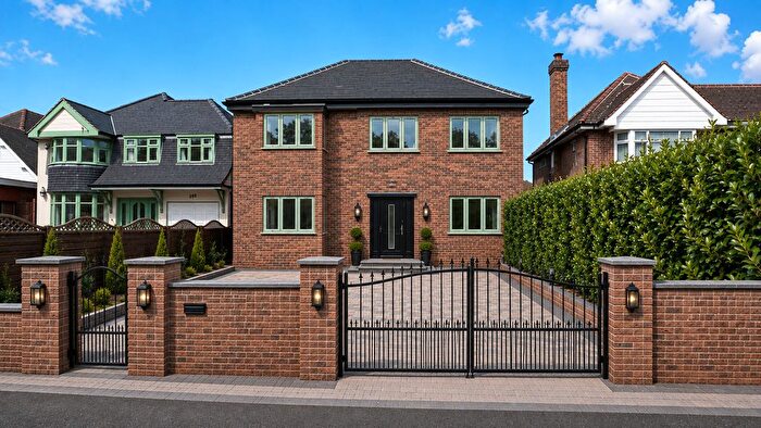 8 Bedroom Detached House For Sale In Streetsbrook Road, Solihull, B91