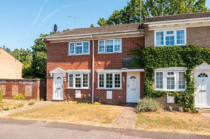 2 Bedroom Terraced House For Sale In Meadbrook Gardens, Chandler's Ford, SO53