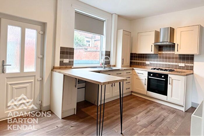 3 Bedroom End Of Terrace House To Rent In Green Lane, Heywood, OL10