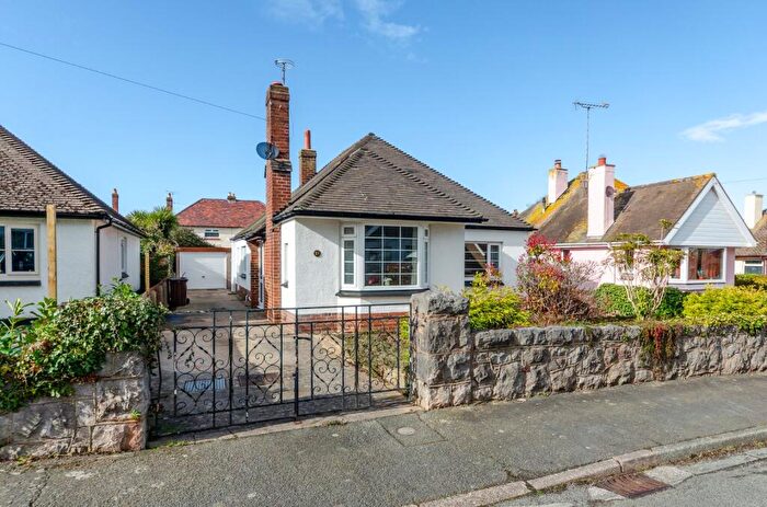 3 Bedroom Bungalow For Sale In Hafod Road West, Penrhyn Bay, Llandudno, Conwy, LL30