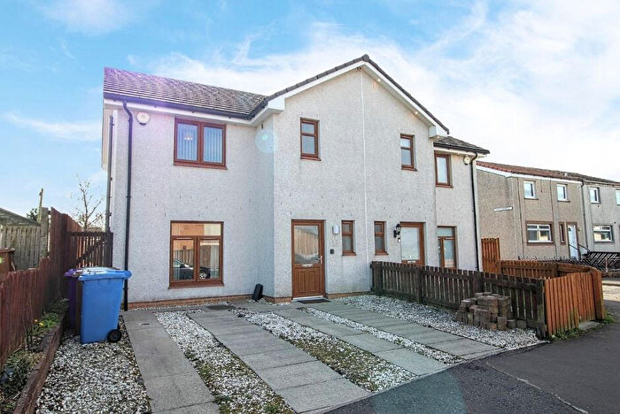 3 Bedroom Semi-Detached House For Sale In Vineburgh Avenue, Irvine, KA12