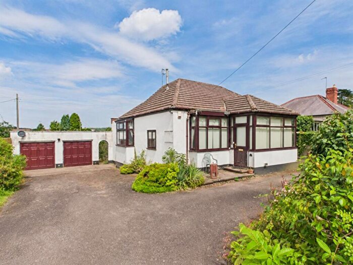 4 Bedroom Detached Bungalow For Sale In Compton Road, Kinver, Stourbridge, DY7