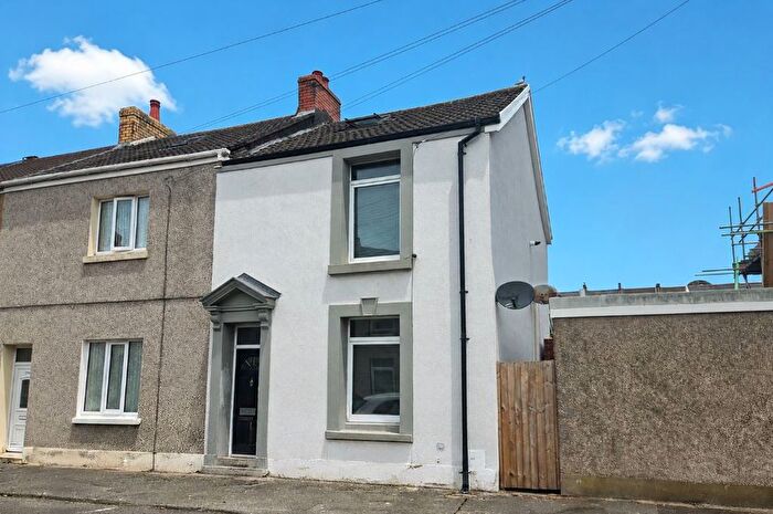 3 Bedroom End Of Terrace House For Sale In Western Street, Swansea, SA1