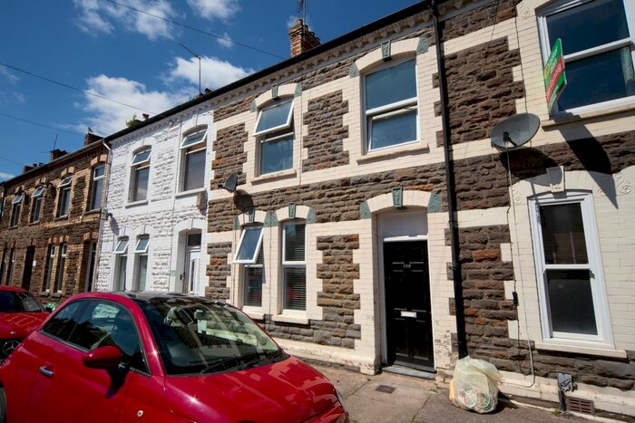 3 Bedroom Terraced House To Rent In Railway Street, Splott, Cardiff, CF24