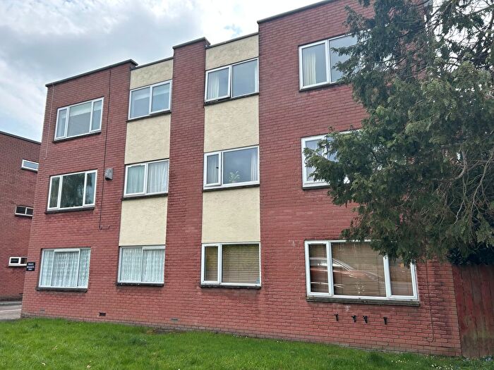 2 Bedroom Flat To Rent In Downend Road, Downend, BS16
