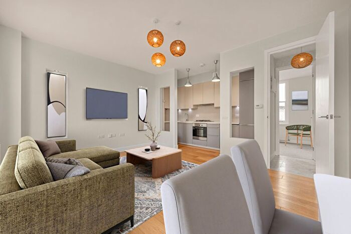 1 Bedroom Flat For Sale In Vestry Road, Camberwell, SE5