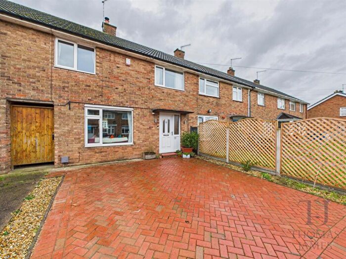 4 Bedroom Terraced House For Sale In Whitelands, Cotgrave, Nottingham, NG12