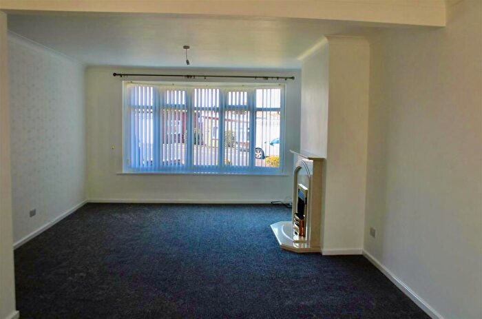 3 Bedroom Semi-Detached House For Sale In Dulverston Close, Chapel House, Newcastle Upon Tyne, NE5