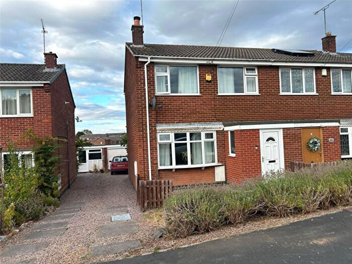 3 Bedroom Semi-Detached House For Sale In Chiltern Road, Swadlincote, Derbyshire, DE11