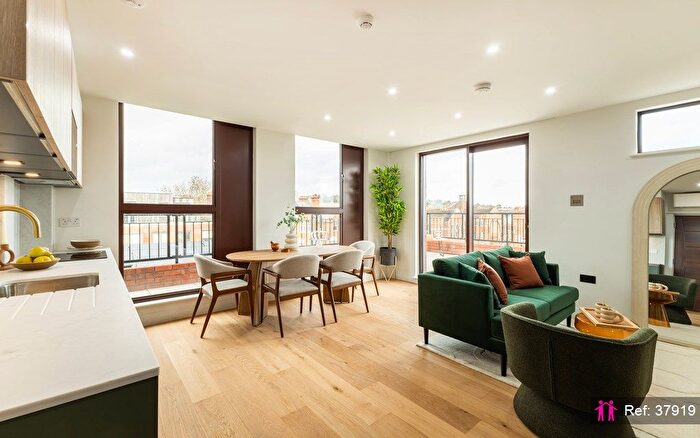 1 Bedroom Flat For Sale In Worple Road, London, SW20