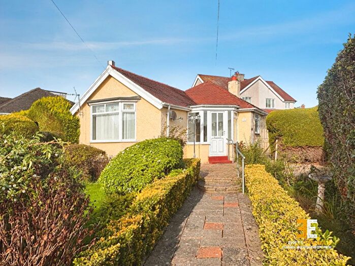 2 Bedroom Bungalow For Sale In St. Hilarys Drive, Deganwy, Conwy, LL31
