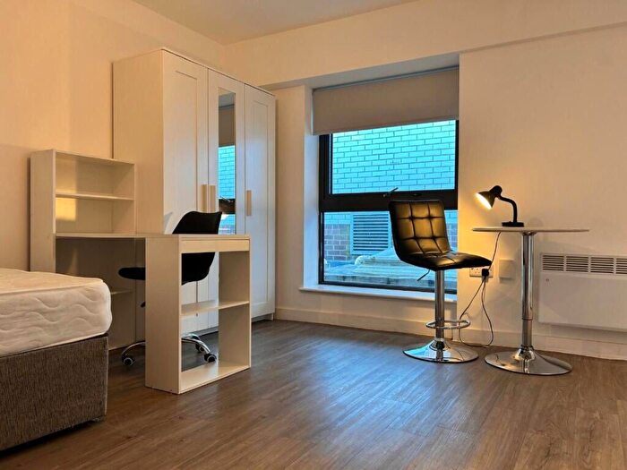 Studio To Rent In Fargate, Sheffield, S1