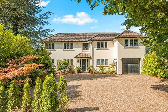 5 Bedroom Detached House For Sale In The Fairway, Weybridge, Surrey, KT13