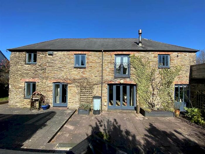 4 Bedroom Barn Conversion Character Property For Sale In Zelah, Truro, TR4