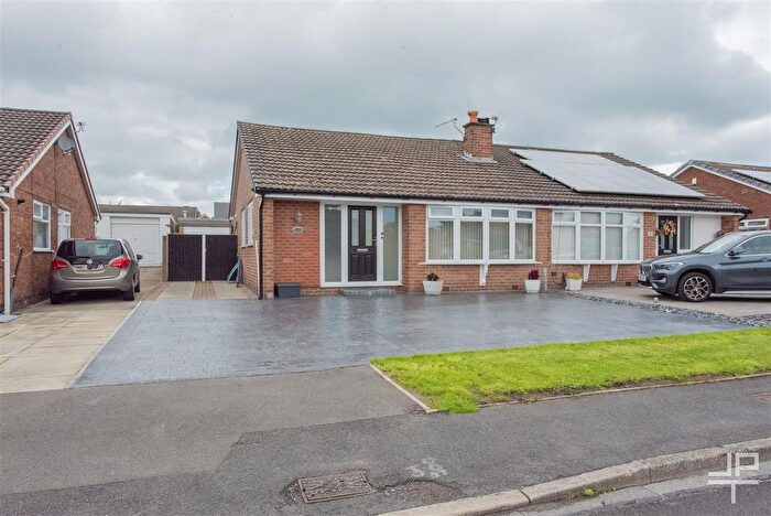 3 Bedroom Semi-Detached Bungalow To Rent In Thames Avenue, Leigh, WN7
