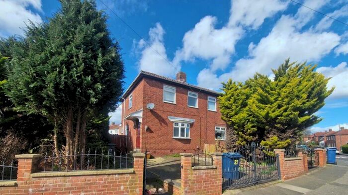 3 Bedroom Semi-Detached House To Rent In Borough Road, South Shields, Tyne And Wear, NE34