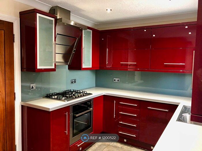 2 Bedroom End Of Terrace House To Rent In Waterdale Grove, Stoke-On-Trent, ST3