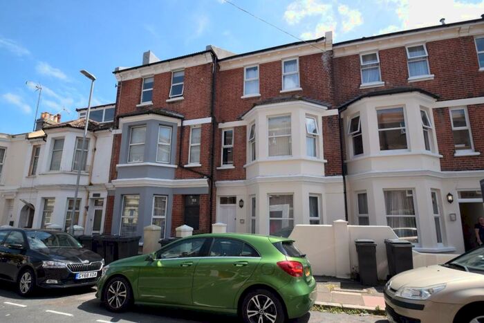 2 Bedroom Apartment To Rent In Ceylon Place, Eastbourne, BN22