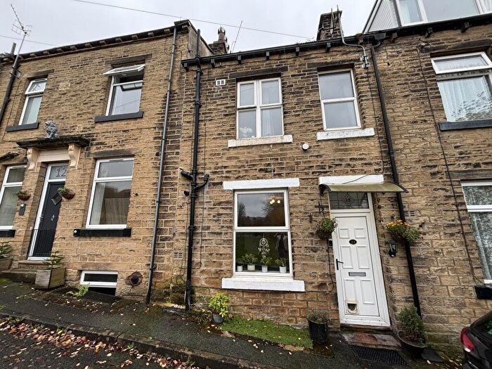 2 Bedroom Terraced House For Sale In Cedar Street, Keighley, BD21