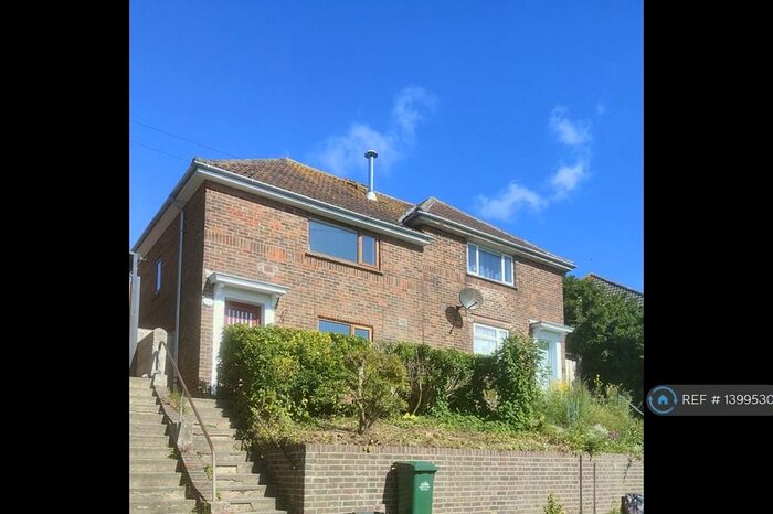 3 Bedroom Semi-Detached House To Rent In Maresfield Road, Brighton, BN2