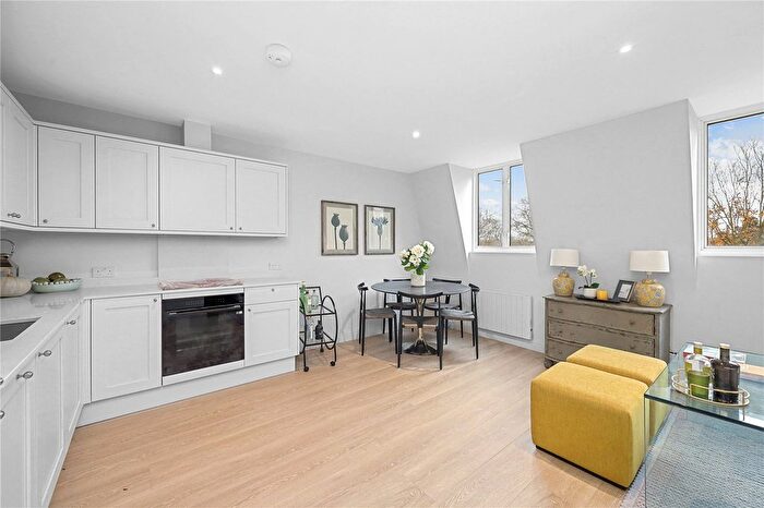 1 Bedroom Flat For Sale In Old Brompton Road, Earl's Court, SW5