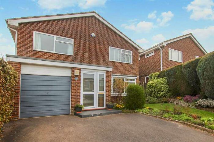 4 Bedroom House To Rent In Romaine Close, Burgess Hill, RH15