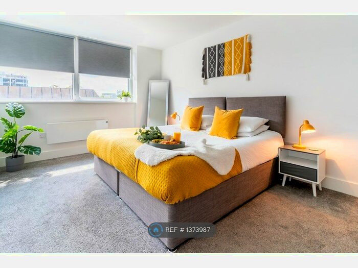 1 Bedroom Flat To Rent In Silbury Boulevard, Milton Keynes, MK9